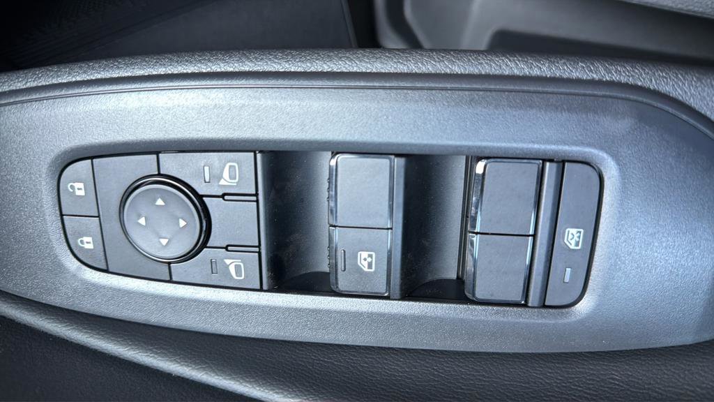 New 2026 Nissan Sentra SV FWD image 24