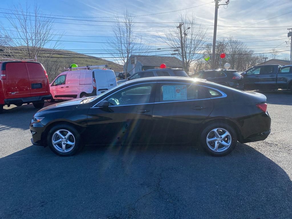 Used 2018 Chevrolet Malibu LS image 9