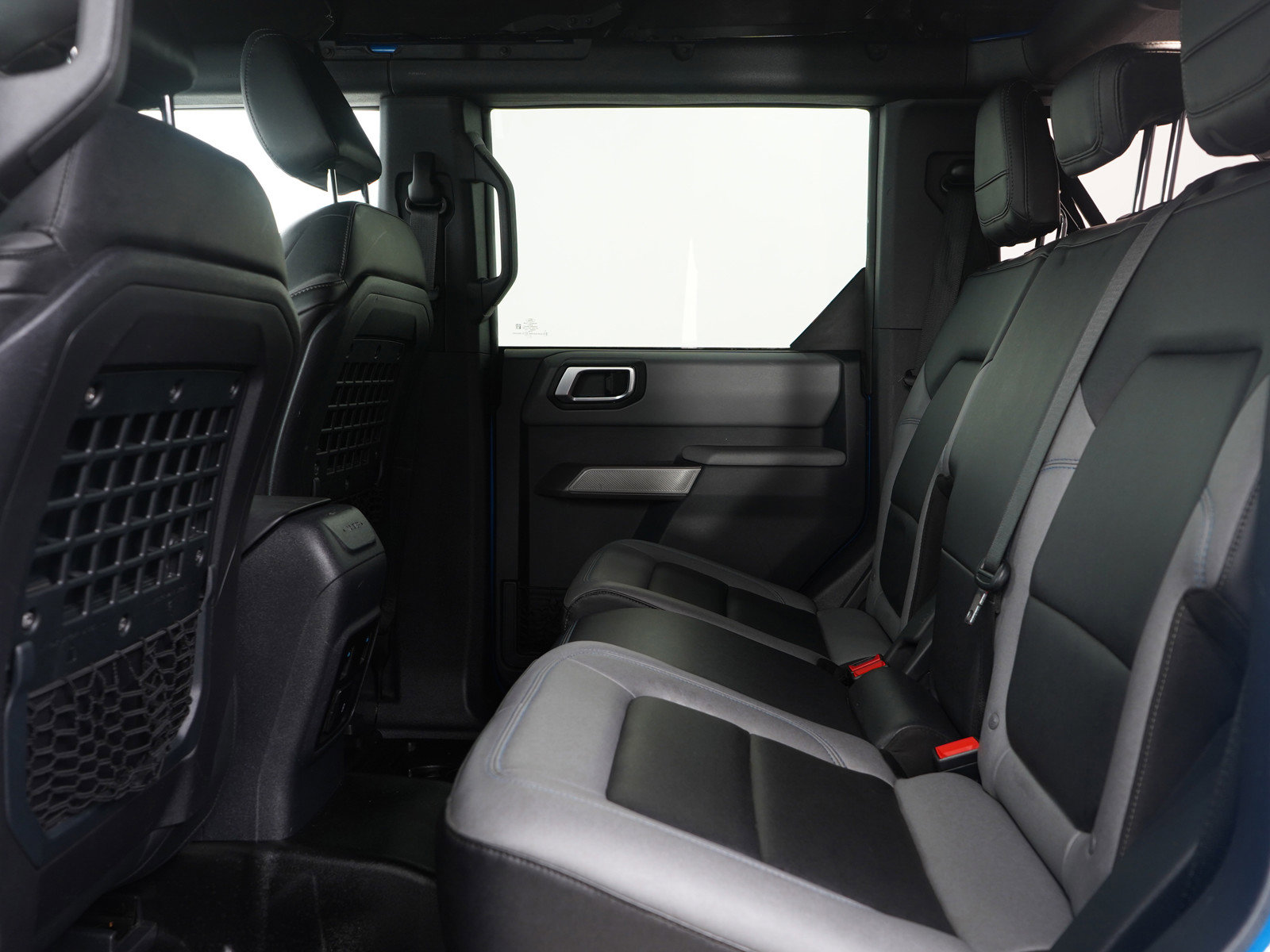 Used 2021 Ford Bronco Black Diamond image 21