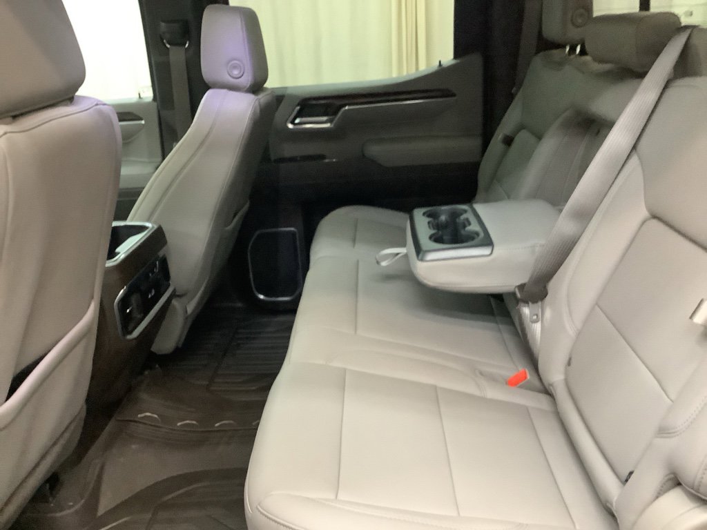 New 2026 GMC Sierra 1500 SLT w/ SLT Premium Plus Package image 32