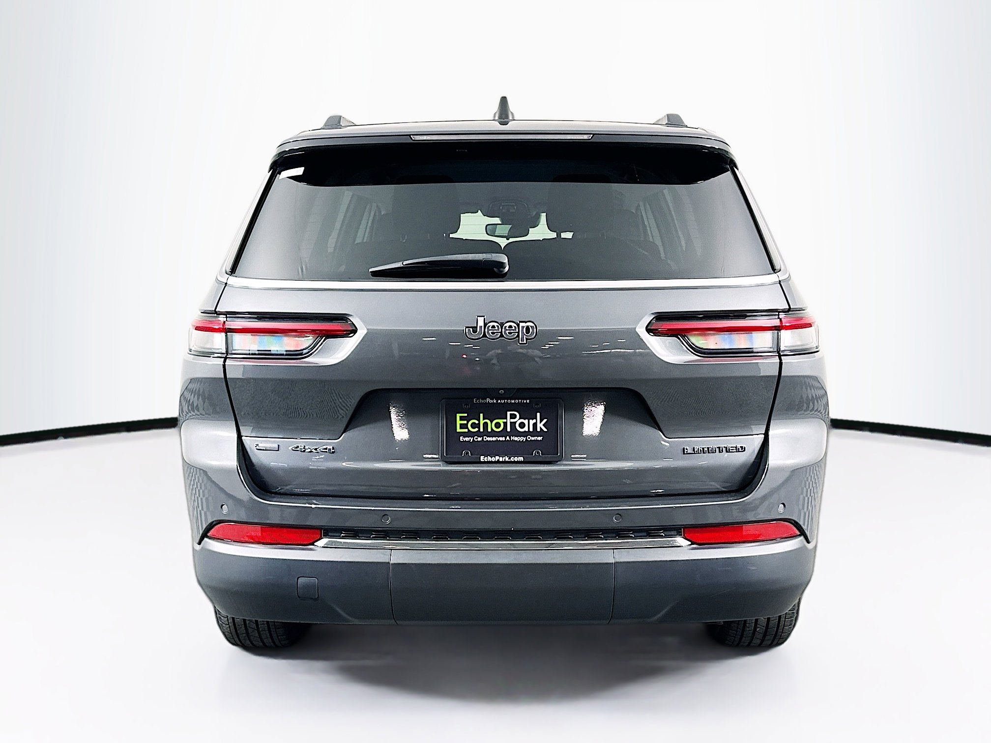 Used 2023 Jeep Grand Cherokee L Limited AWD/4WD image 7