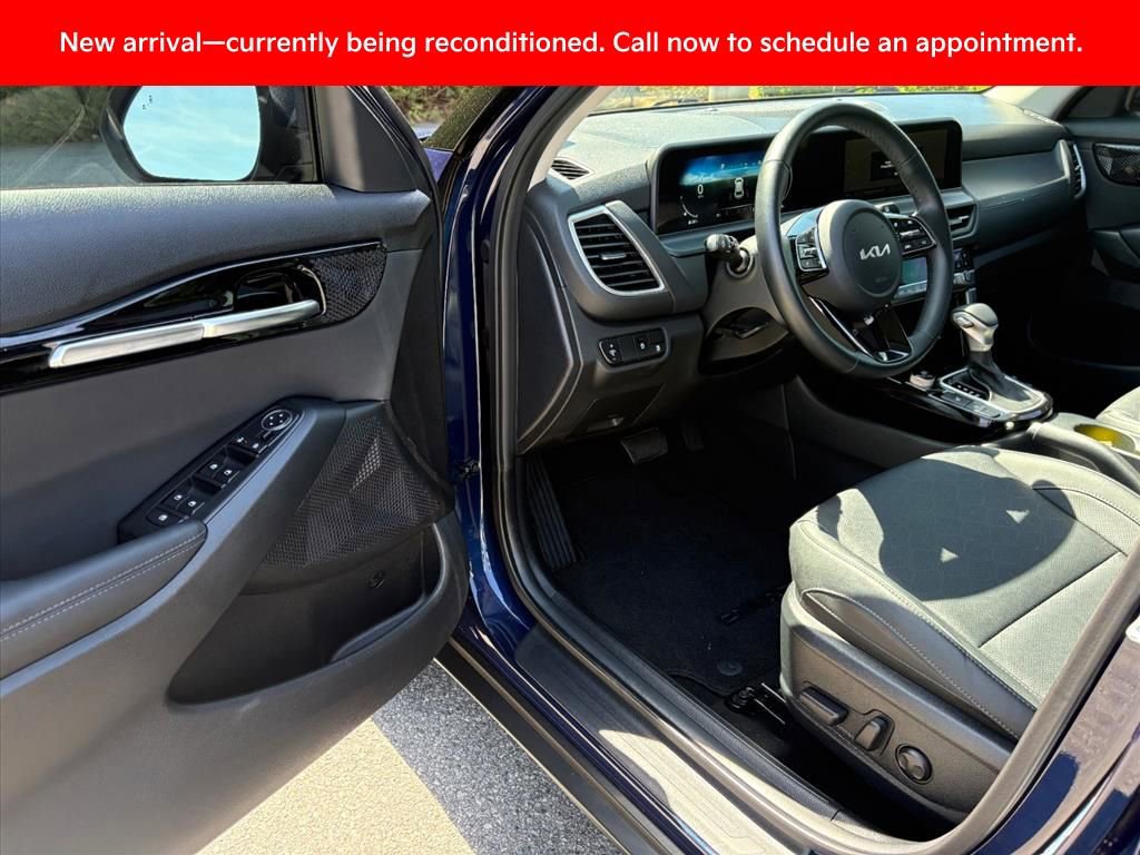 Certified 2024 Kia Seltos EX AWD/4WD image 17