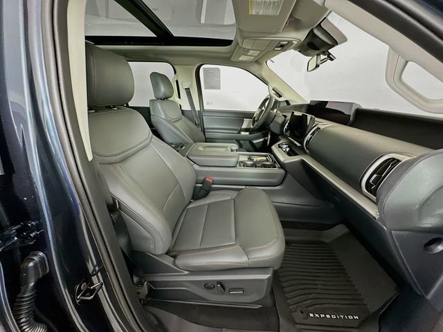 New 2025 Ford Expedition Max Active image 35