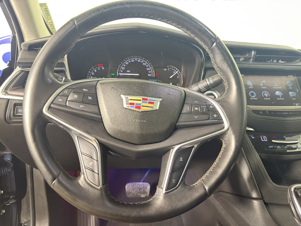 Used 2017 Cadillac XT5 Luxury AWD/4WD image 22
