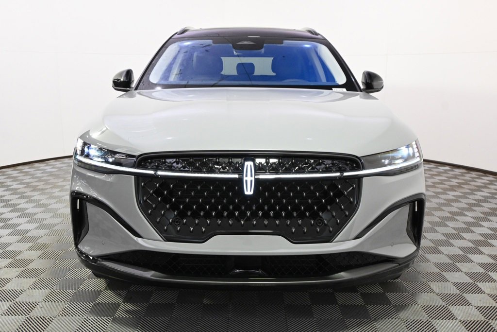 New 2026 Lincoln Nautilus Reserve w/ Jet Appearance Package image 10