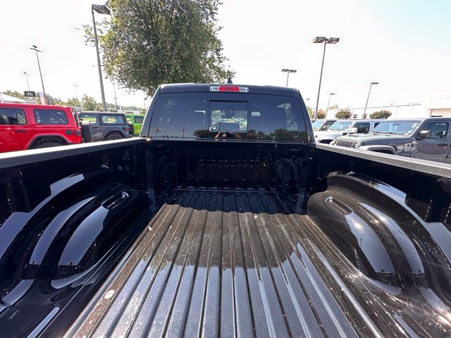 New 2027 RAM 1500 Laramie w/ Night Edition AWD/4WD image 13