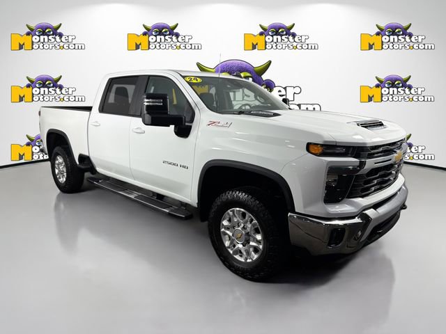 Used 2024 Chevrolet Silverado 2500 LT image 3