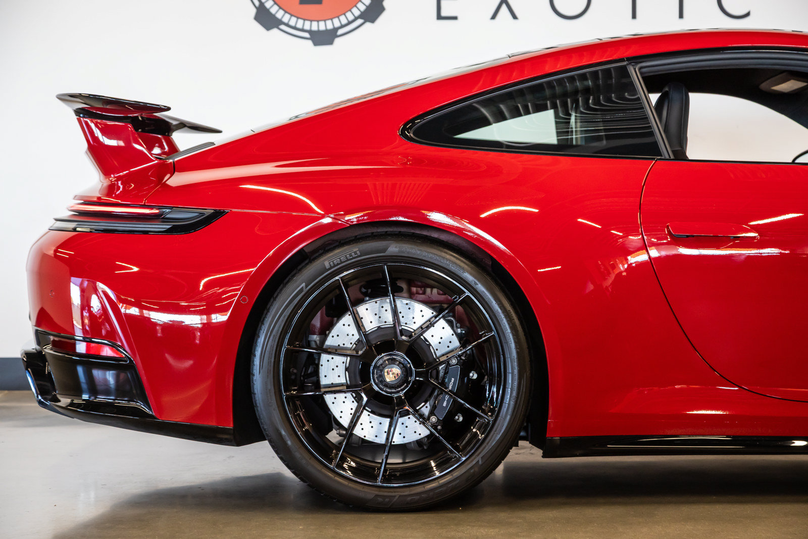 Used 2025 Porsche 911 Carrera GTS RWD image 12