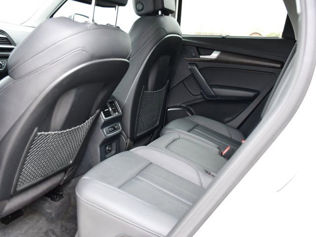 Used 2018 Audi Q5 2.0T Premium Plus w/ Premium Plus Package image 17
