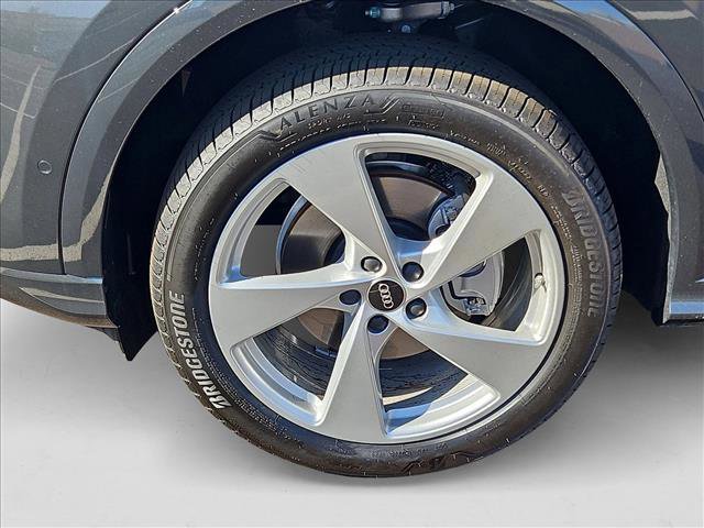 New 2025 Audi Q5 Premium Plus image 10