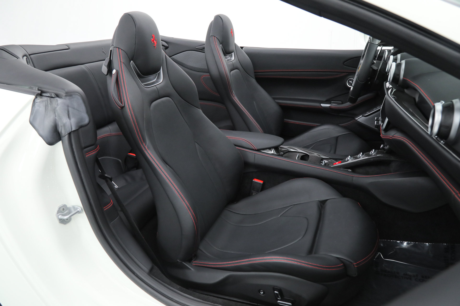 Certified 2023 Ferrari Portofino M RWD image 22