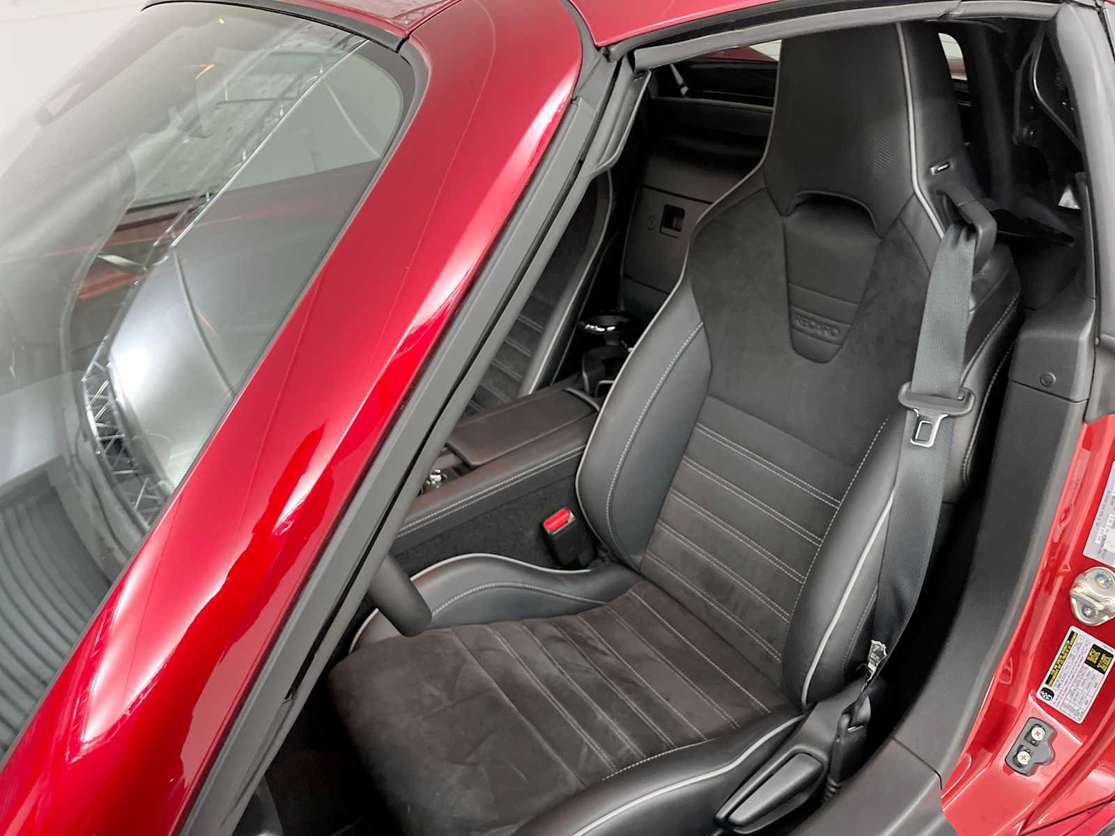Used 2024 MAZDA MX-5 Miata RF Club w/ Interior Package RWD image 19
