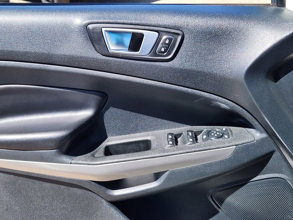 Used 2021 Ford EcoSport Titanium image 6