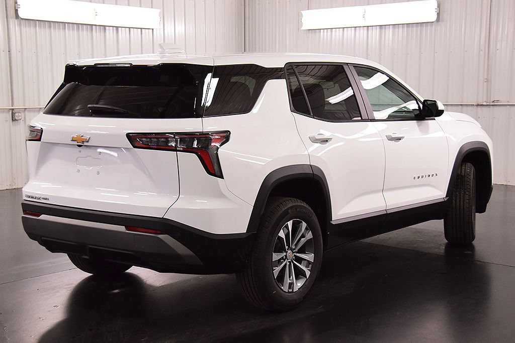 New 2027 Chevrolet Equinox LT AWD/4WD image 7