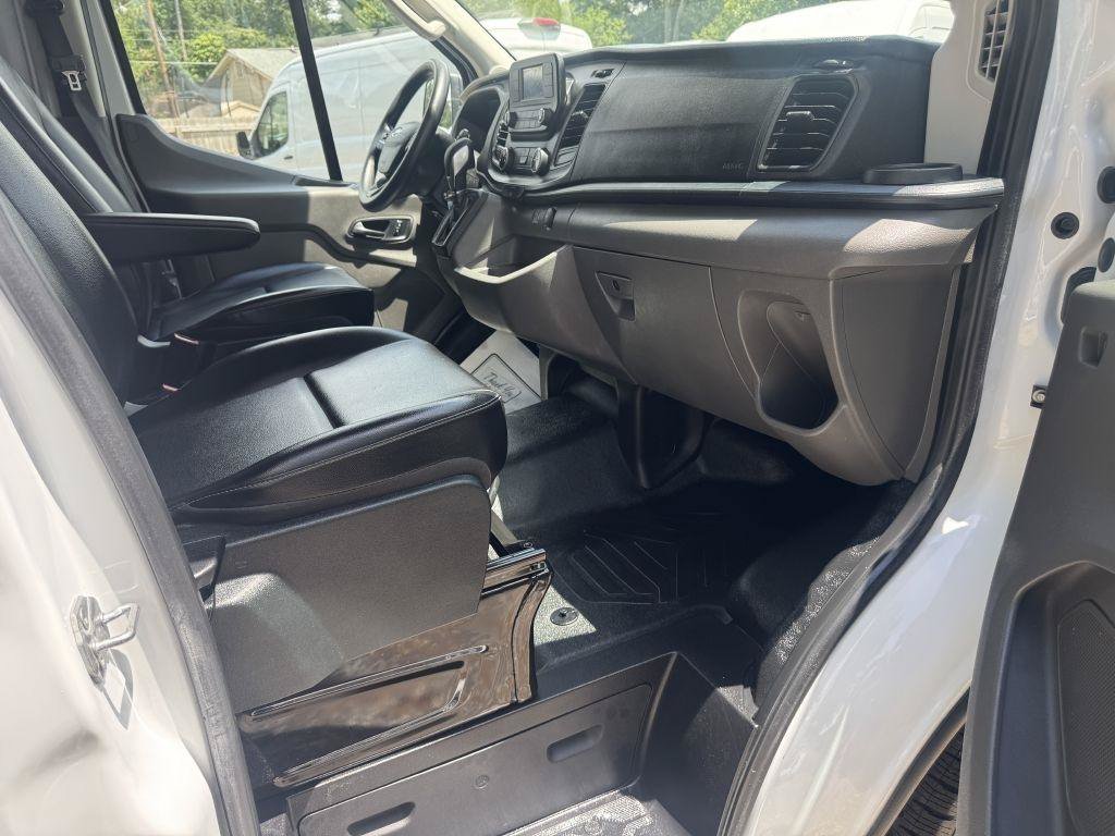 Used 2025 Ford Transit 250 148 Medium Roof RWD image 13