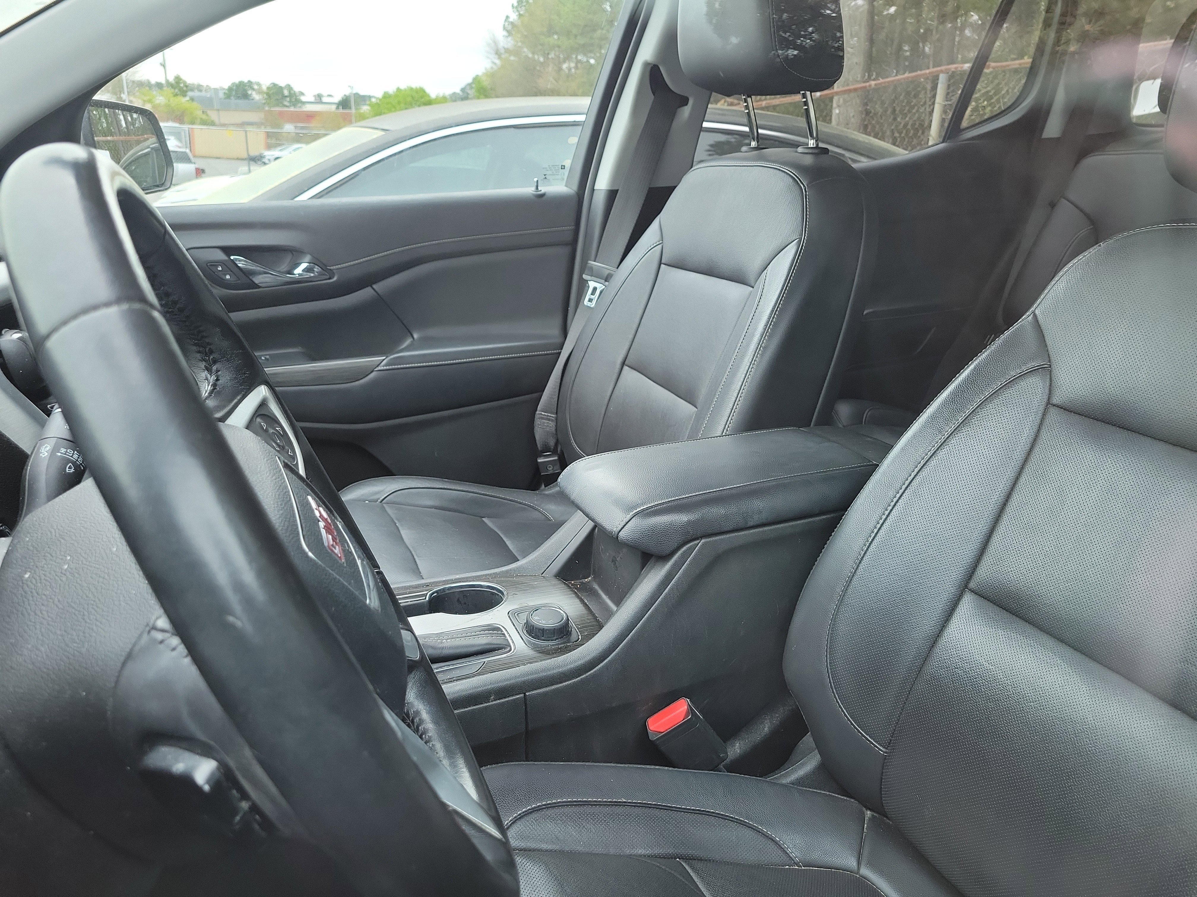 Used 2019 GMC Acadia SLT image 8