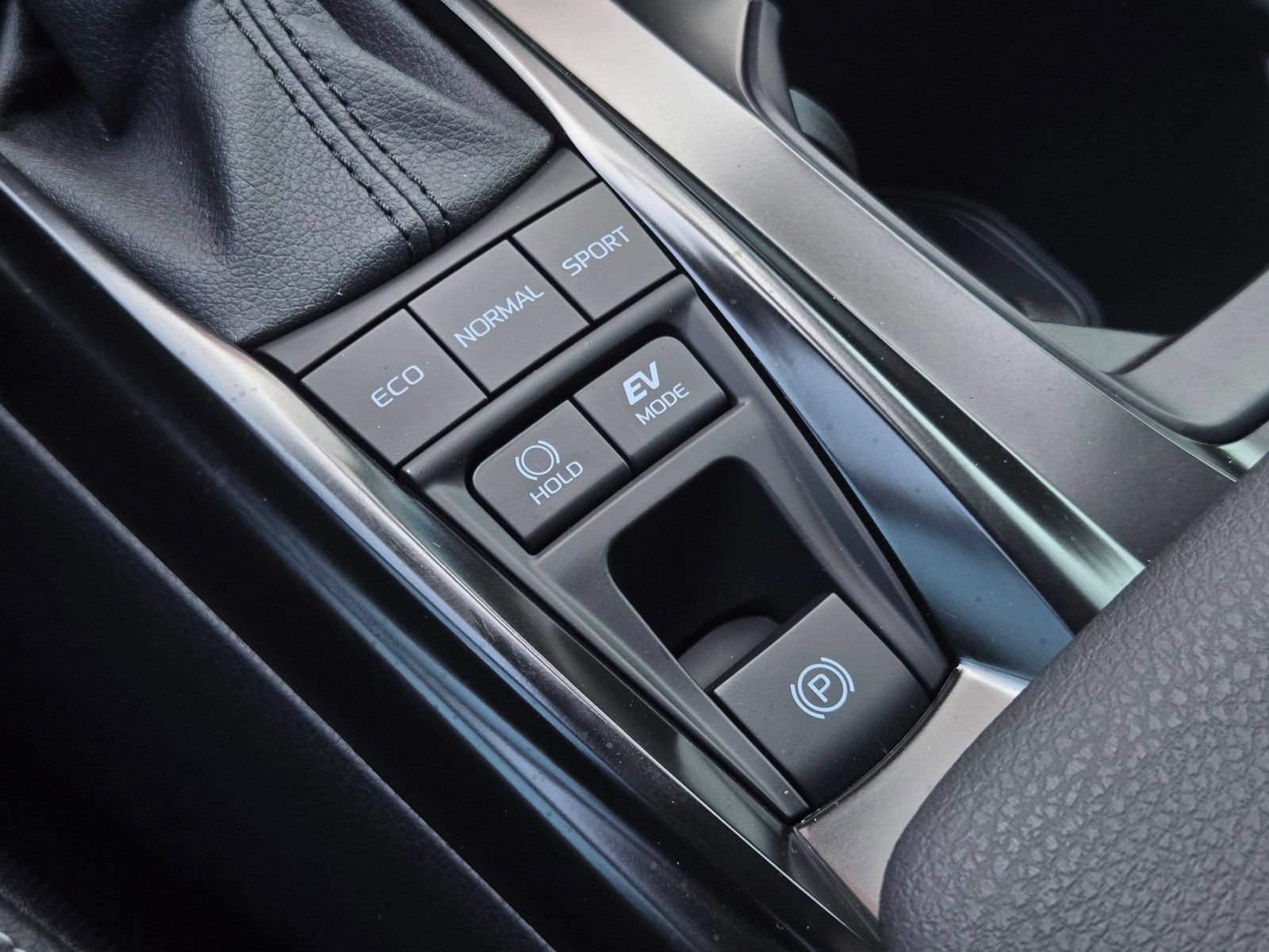 Certified 2026 Toyota Camry SE FWD image 17