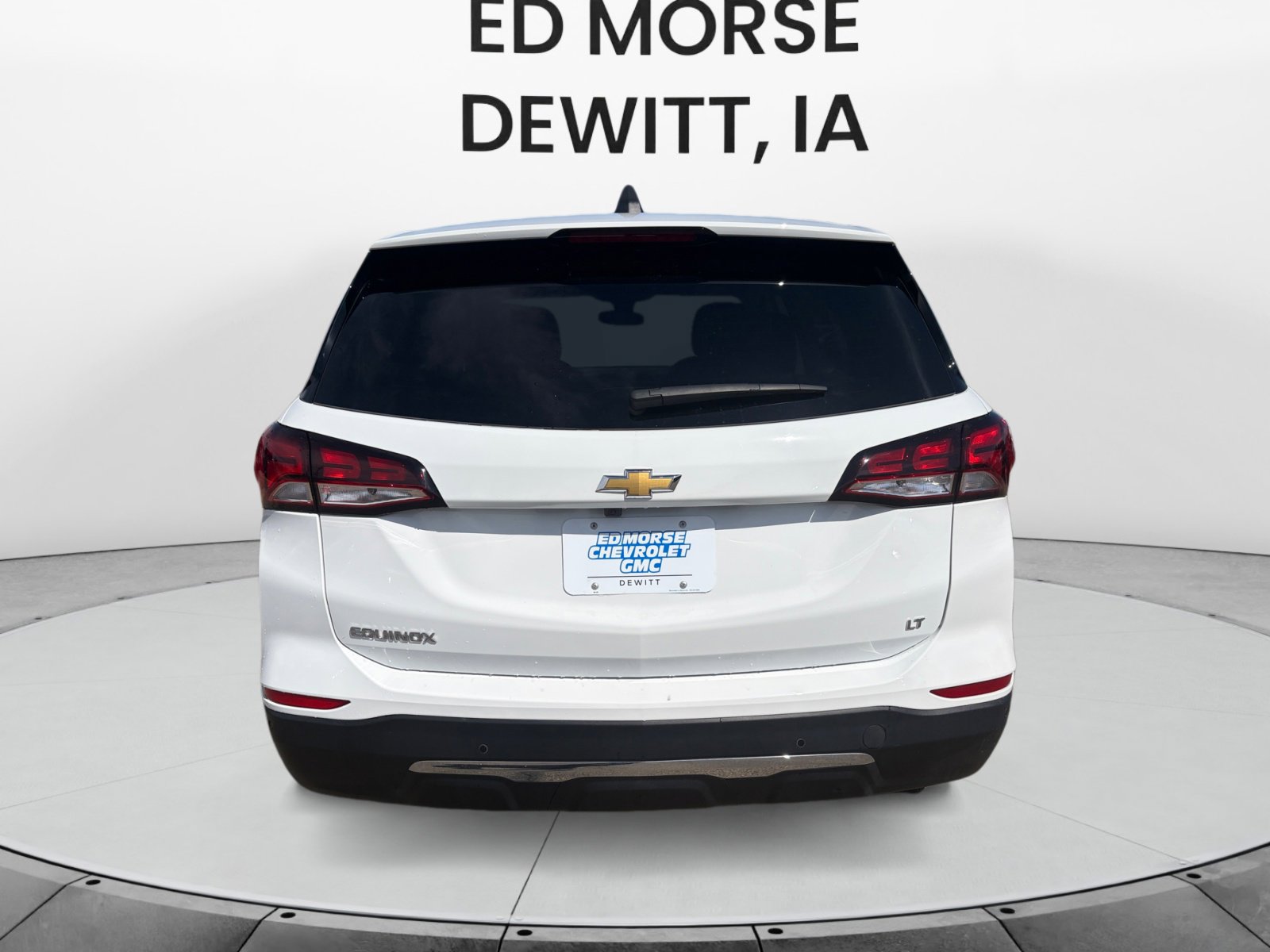 Used 2024 Chevrolet Equinox LT FWD image 4