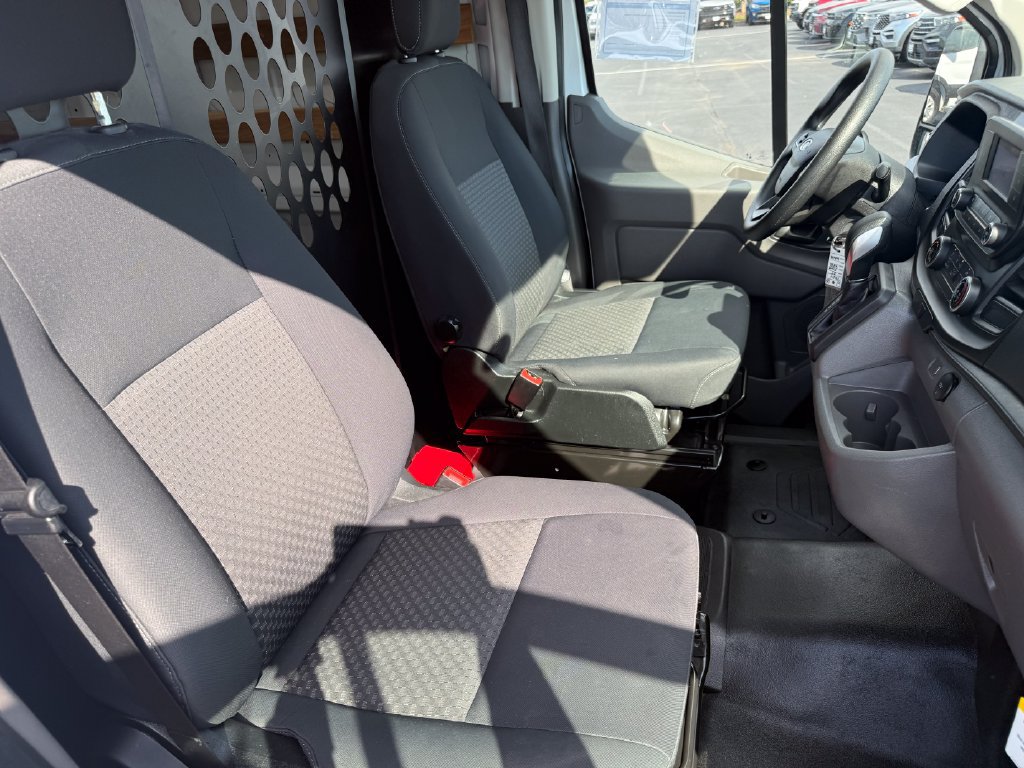 Certified 2025 Ford Transit 250 Low Roof w/ Exterior Upgrade Package RWD image 16