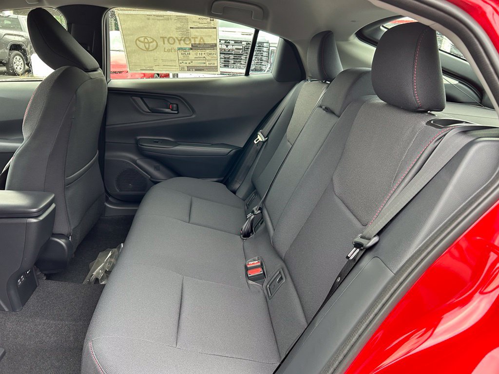 New 2027 Toyota Prius Plug-In Hybrid FWD image 12
