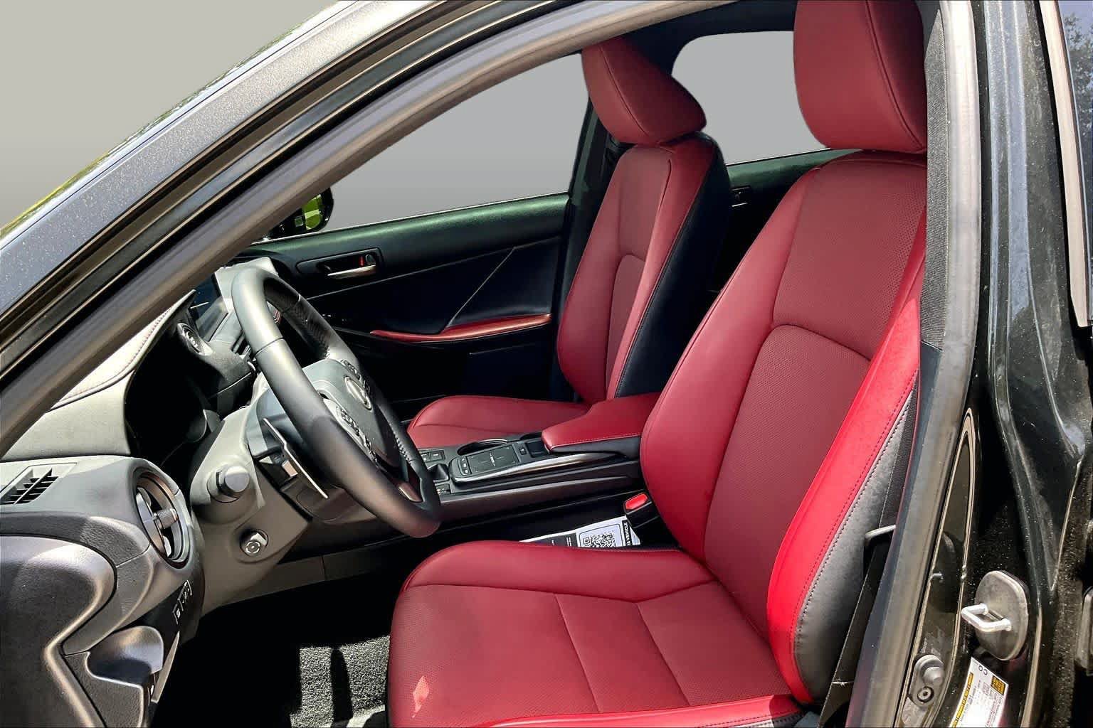 Used 2025 Lexus IS 300 w/ Premium Package RWD image 8