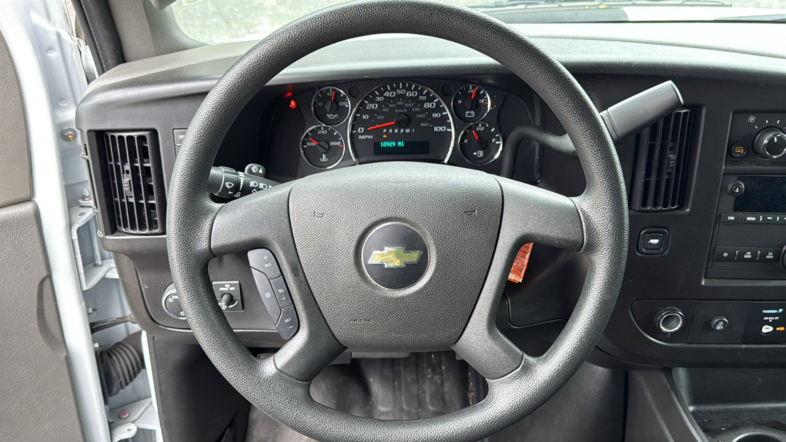 Used 2024 Chevrolet Express 2500 w/ Driver Convenience Package RWD image 14