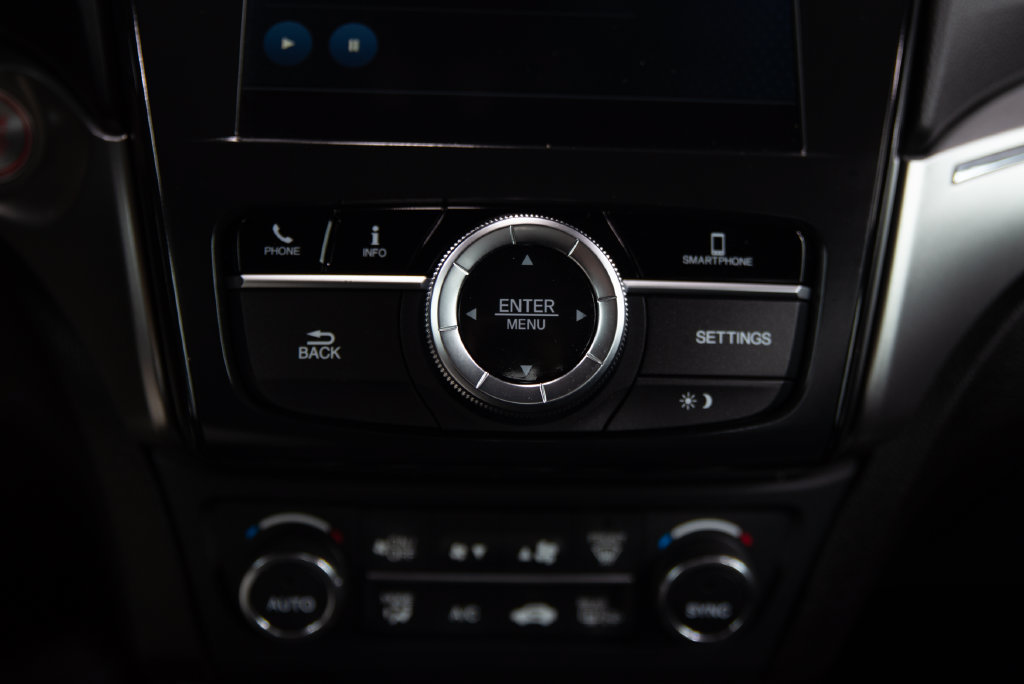 Used 2020 Acura ILX w/ Premium Package FWD image 24