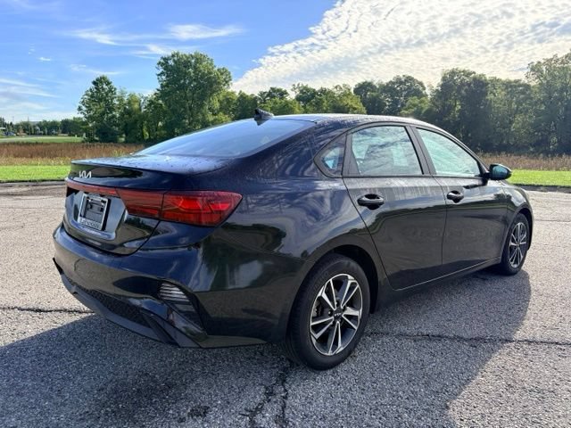 Certified 2023 Kia Forte LXS w/ LXS Technology Package FWD image 5