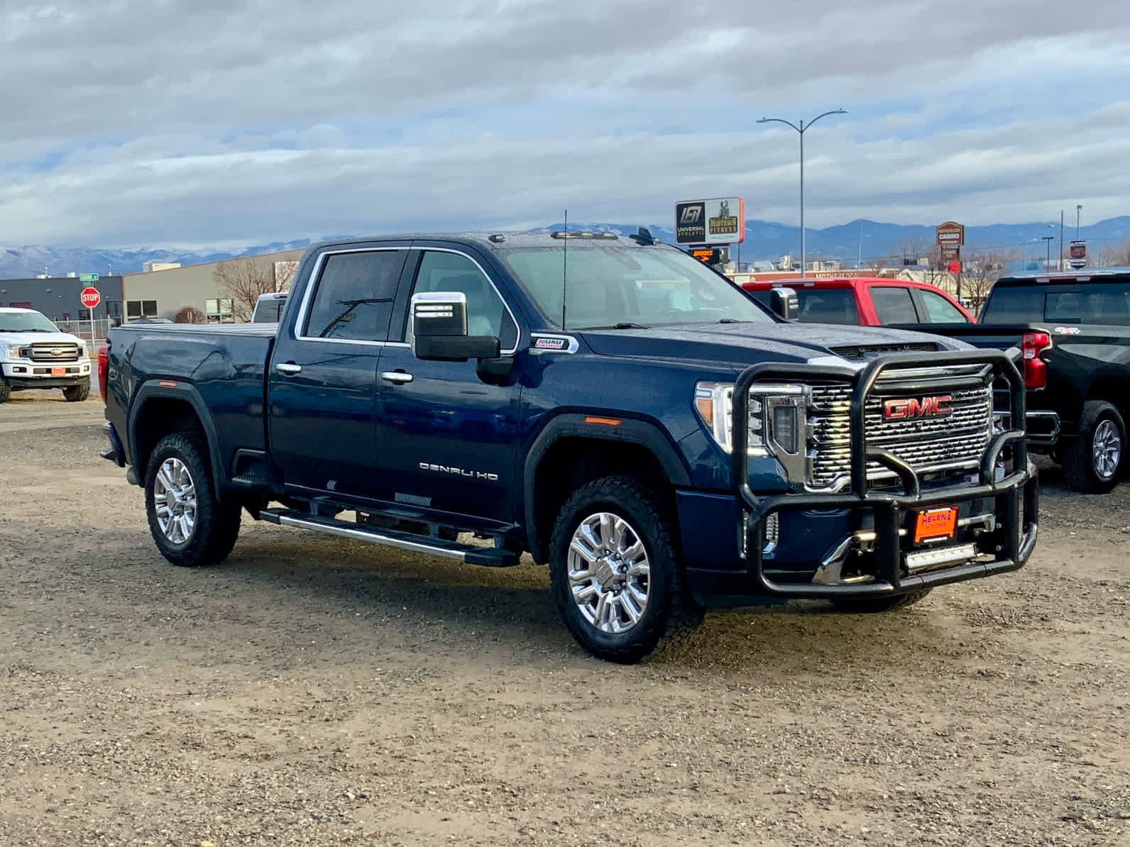 Used 2023 GMC Sierra 3500 Denali w/ Denali Ultimate Package image 7