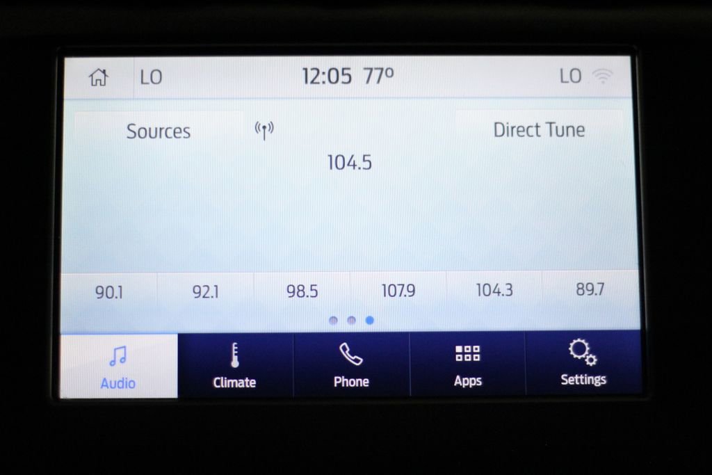 Used 2020 Ford Fusion SEL FWD image 21