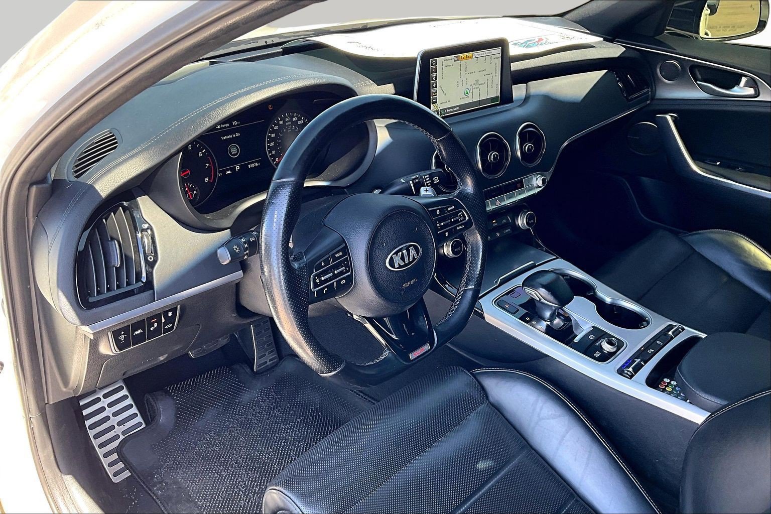 Used 2018 Kia Stinger GT2 RWD image 12