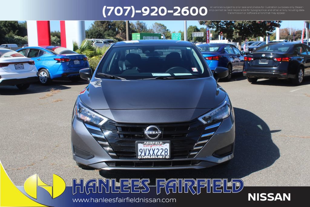 Used 2025 Nissan Versa S w/ Trunk Package FWD image 4