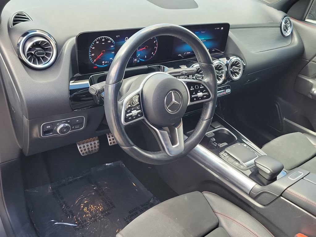 Used 2023 Mercedes-Benz GLA 250 4MATIC w/ AMG Line Exterior image 17