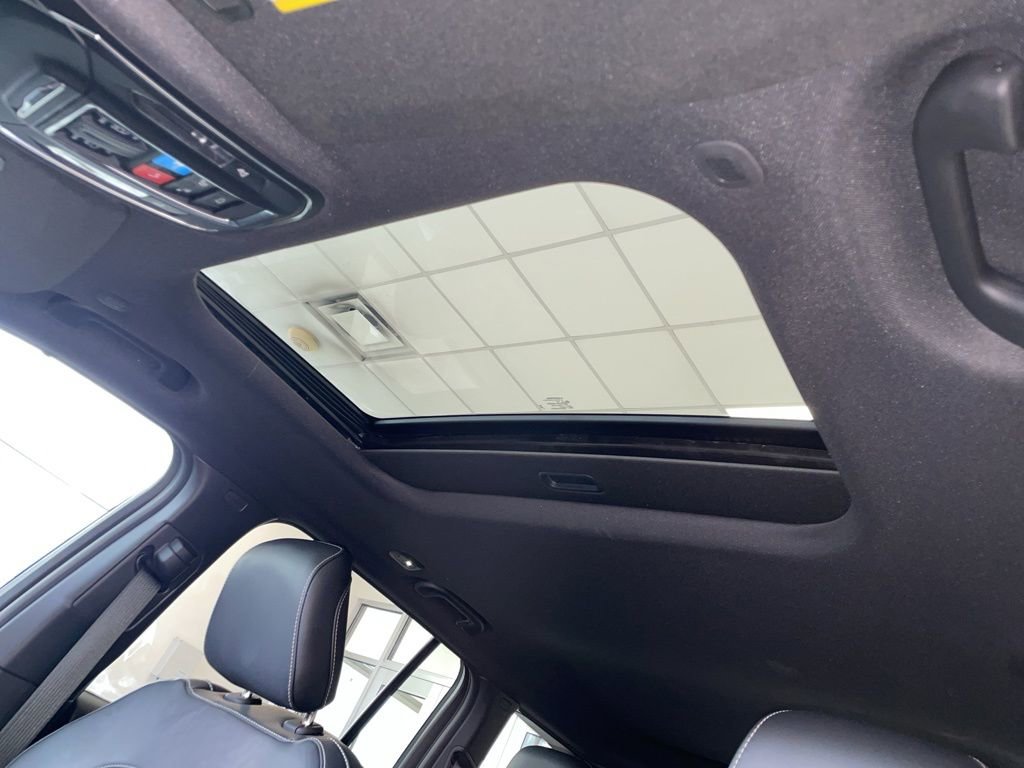 Used 2024 Jeep Grand Cherokee Altitude image 10