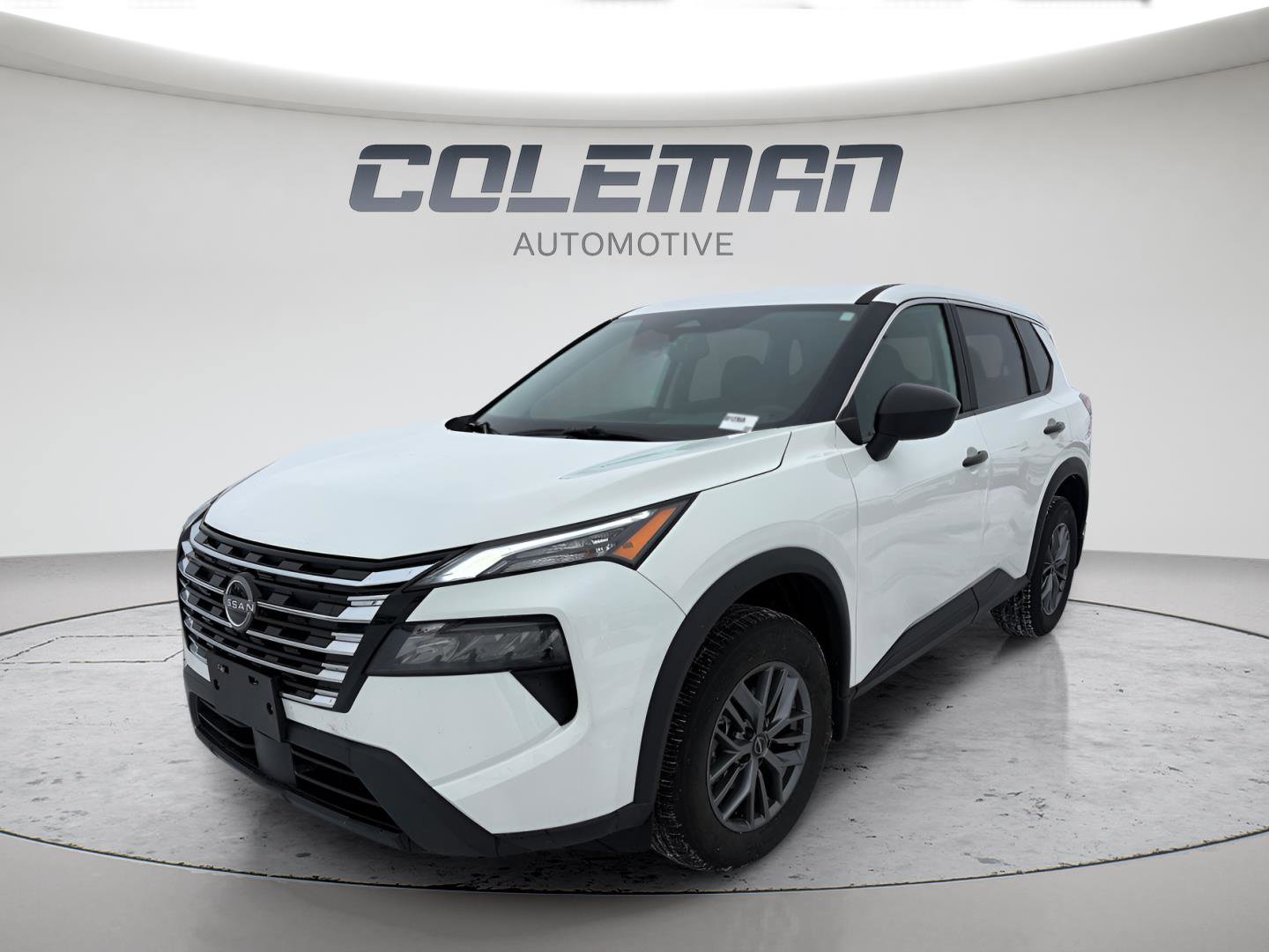 Used 2026 Nissan Rogue S image 1