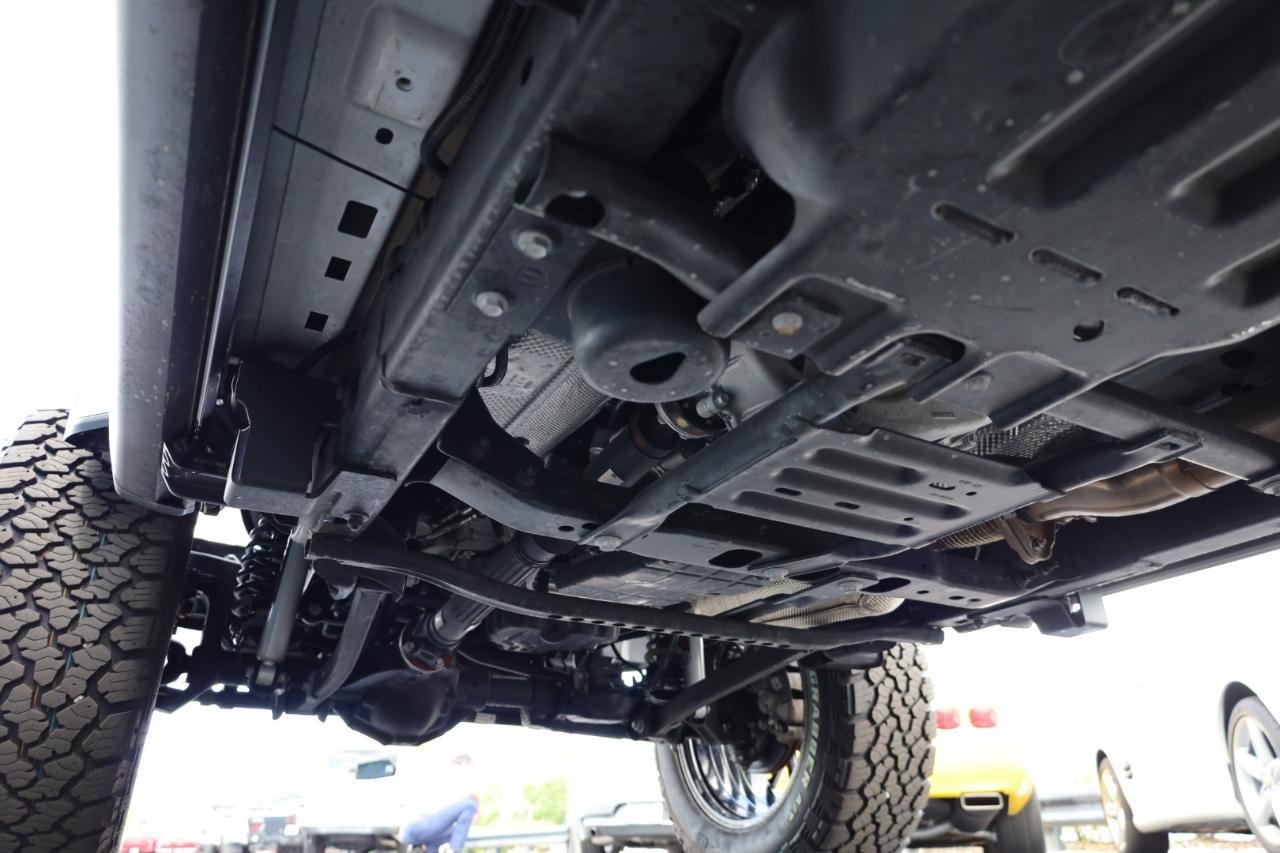 Used 2023 Jeep Gladiator Sport AWD/4WD image 18