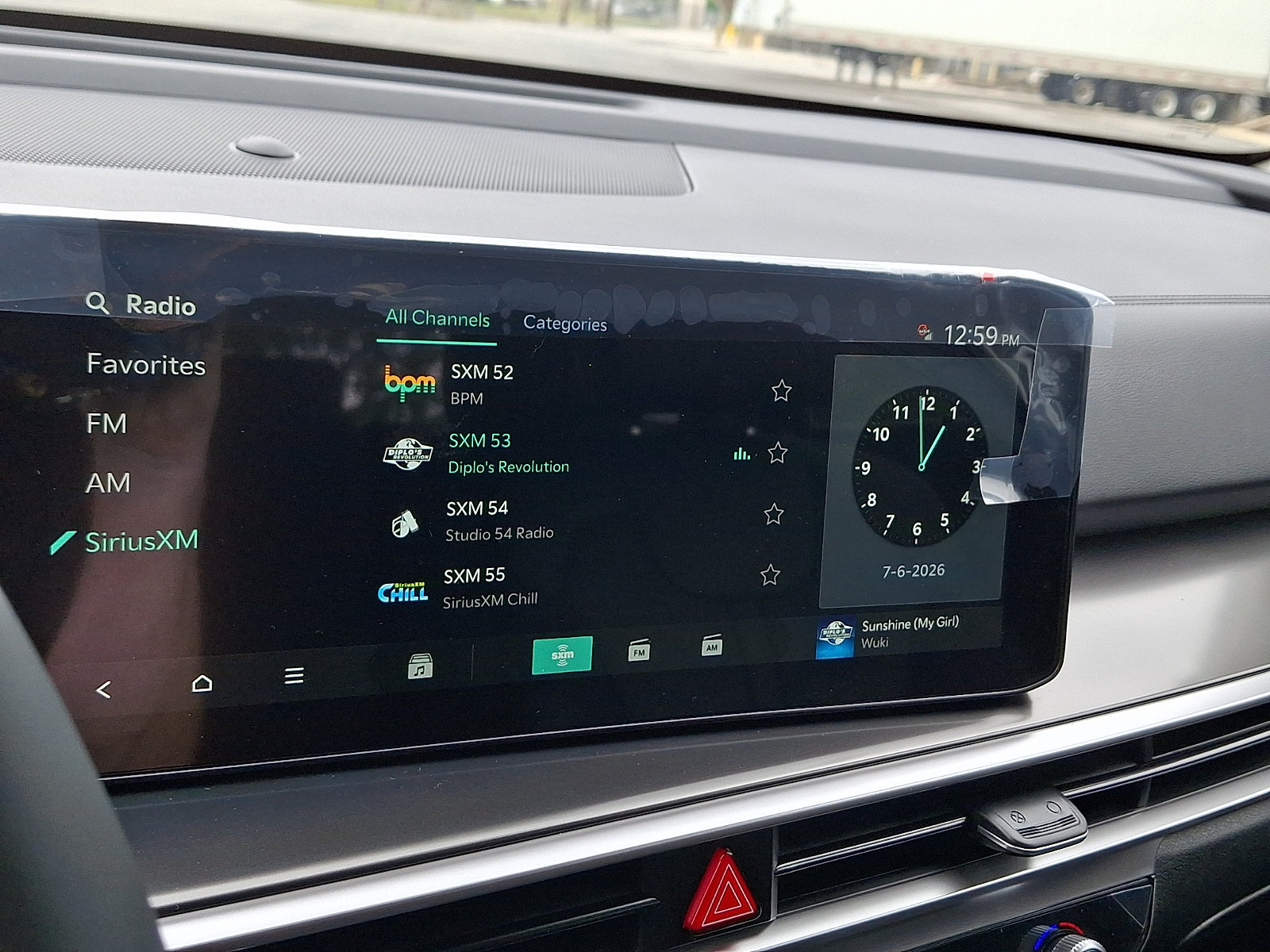 New 2026 Kia Sorento S AWD/4WD image 17
