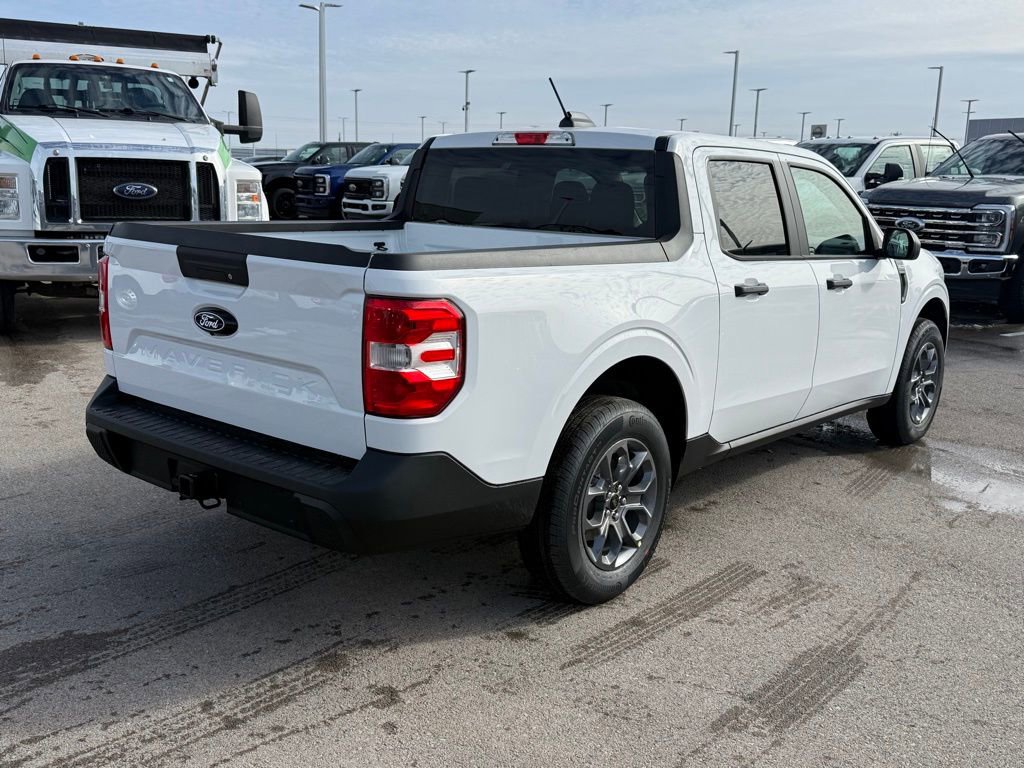 New 2026 Ford Maverick XLT image 32