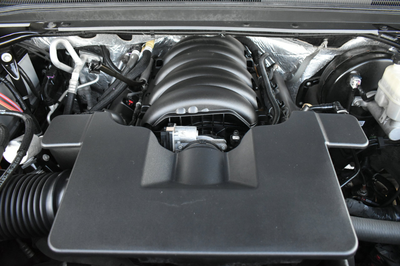 Used 2015 Chevrolet Suburban LTZ image 57