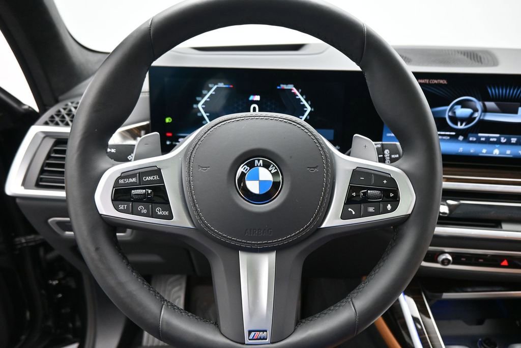 Used 2026 BMW X7 xDrive40i w/ Executive Package AWD/4WD image 15