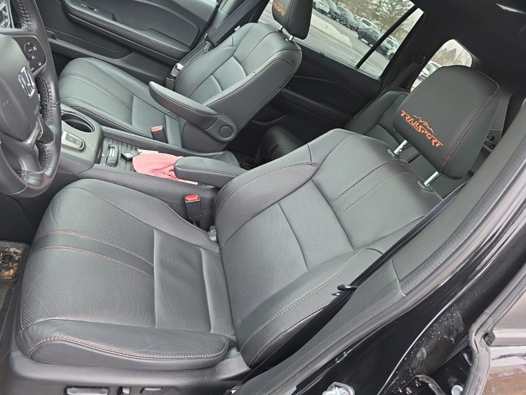 Used 2023 Honda Passport TrailSport image 10