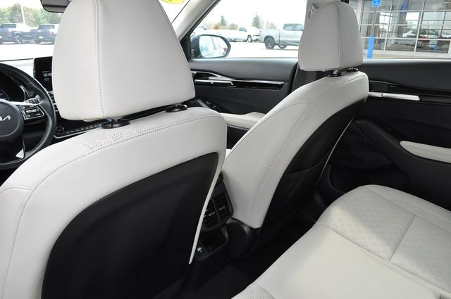 Used 2023 Kia Seltos EX image 14