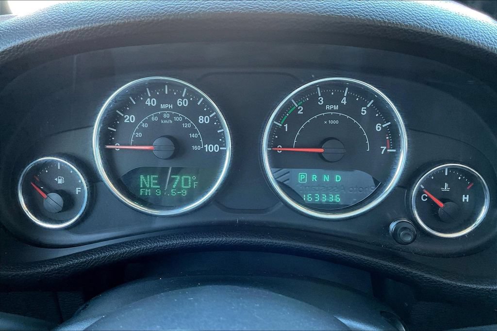 Used 2014 Jeep Wrangler Unlimited Sport w/ Quick Order Package 24S AWD/4WD image 12