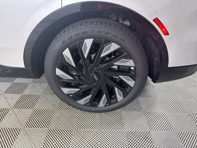 New 2025 Lincoln Nautilus Reserve w/ Jet Appearance Package image 29