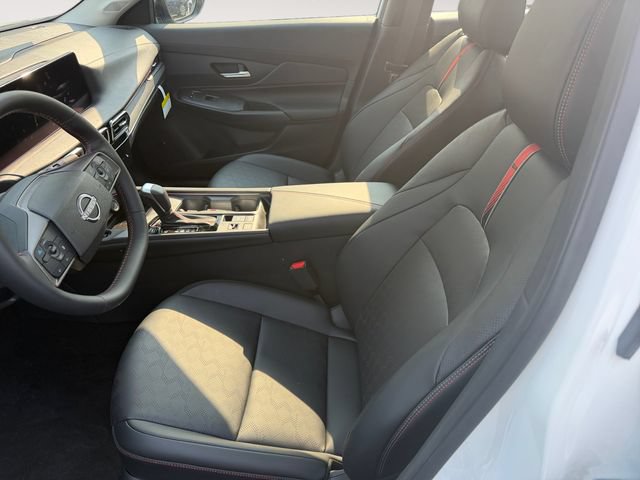 New 2026 Nissan Sentra SR w/ SR Premium Package FWD image 3