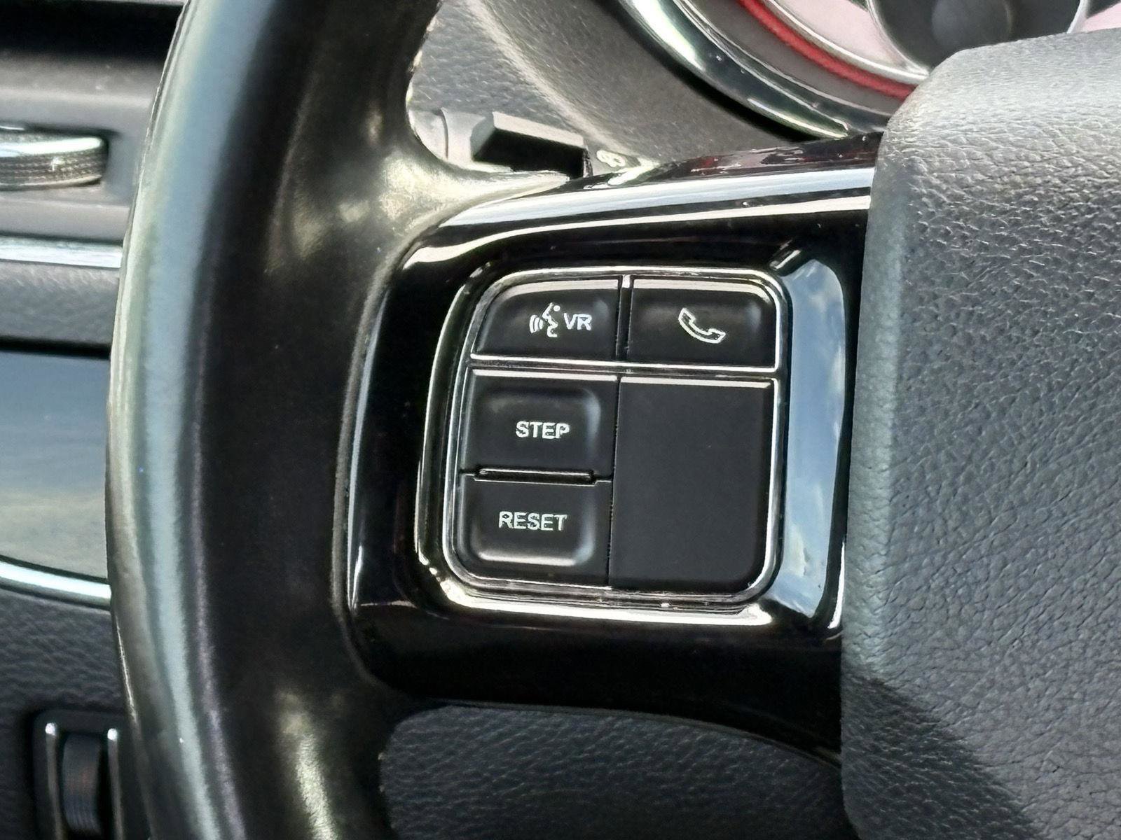 Used 2020 Dodge Grand Caravan SXT image 8