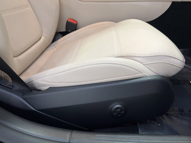 Used 2025 Mercedes-Benz C 300 4MATIC Sedan image 62