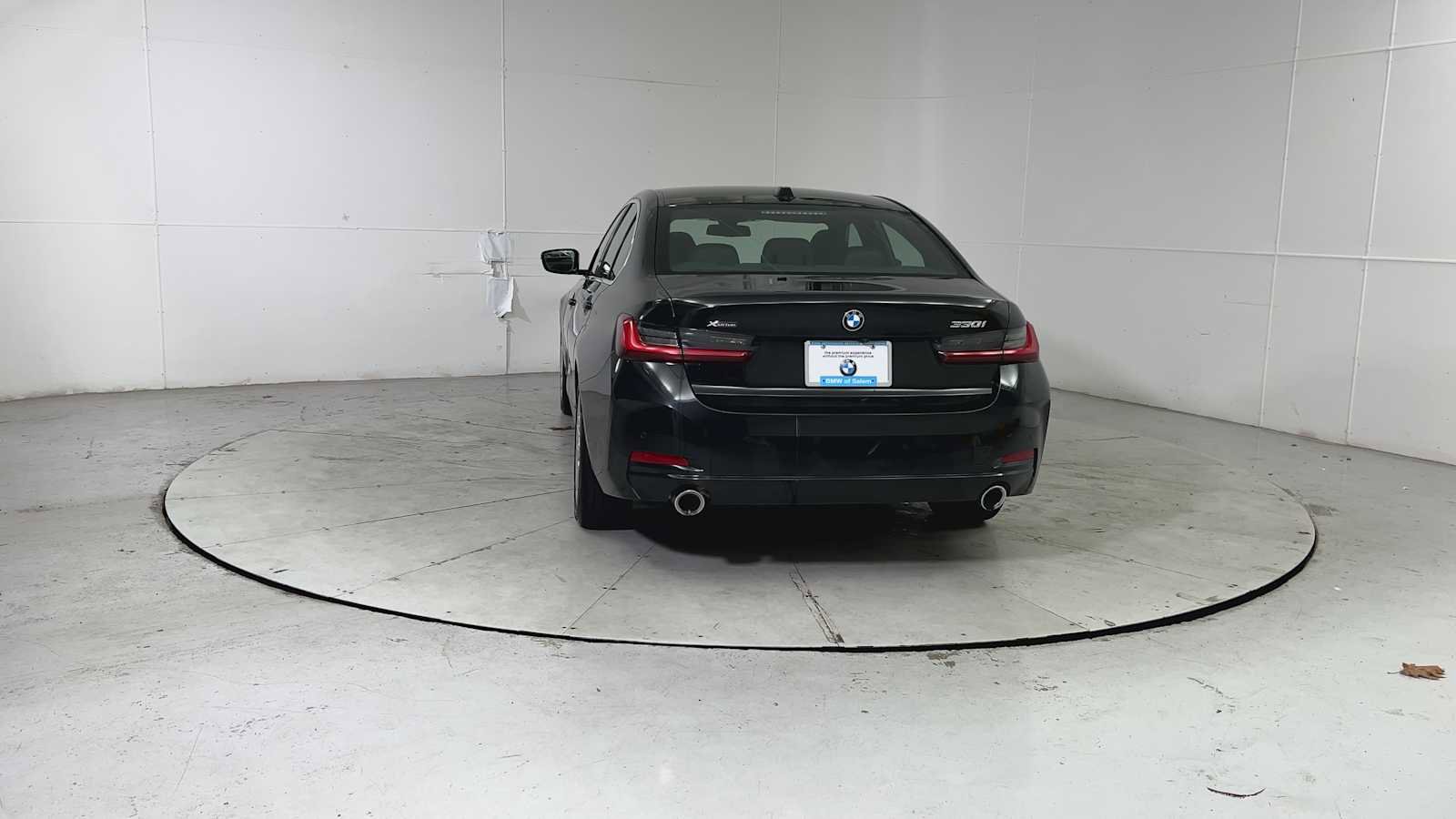 Used 2024 BMW 330i xDrive Sedan image 3