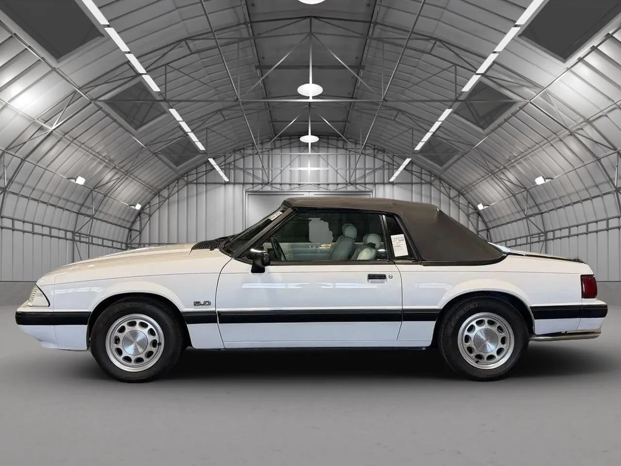 Used 1990 Ford Mustang LX RWD image 12