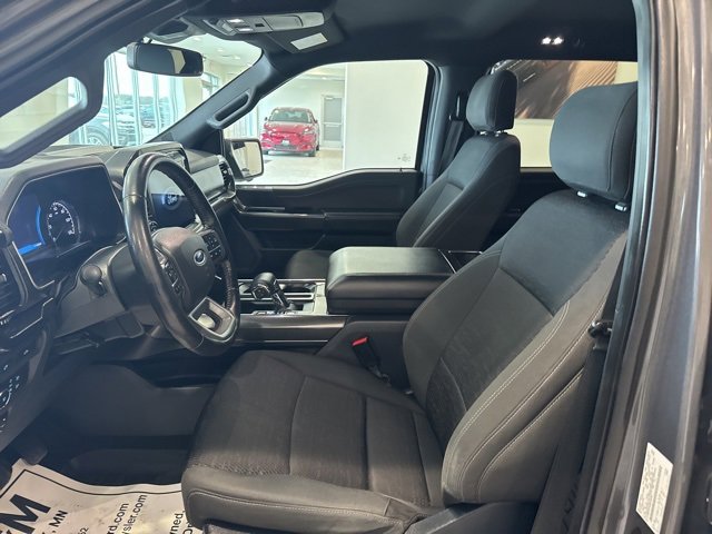 Used 2021 Ford F150 XLT w/ Equipment Group 302A High image 5